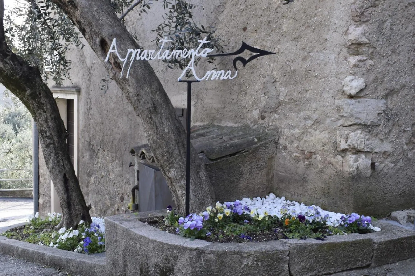 Ferienhaus Appartamento Anna Brenzone sul Garda