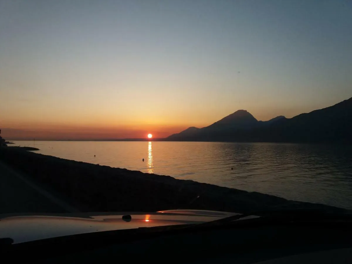 Holiday home Appartamento Anna Brenzone sul Garda